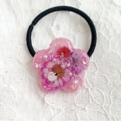 【3681】シマエナガ 桃色花型ヘアアクセ 白パールラインデザイン ヘアゴム 3681】シマエナガ 桃色花型ヘアアクセ 白パールラインデザイン