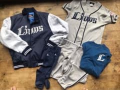 ライオンズベースボールスクール　ユニホーム一式&グラコンのサムネイル