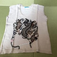 タンクトップのサムネイル