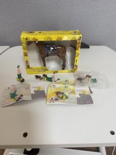 お馬のフチ子と菊花賞　ナリタトップロード　フチ子2種類のサムネイル