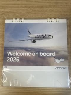 FINNAIR 2025年 置き型カレンダーのサムネイル