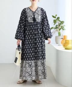 【未使用品】FREAKS STOREインド花柄フロントキルティングワンピースのサムネイル