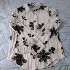 花柄刺繍 長袖シャツ ホワイトのサムネイル