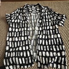 ZARA 半袖シャツ ブラックホワイトストライプのサムネイル