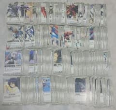 ガンダムウォー 白 まとめ売り 400枚以上 - メルカリ