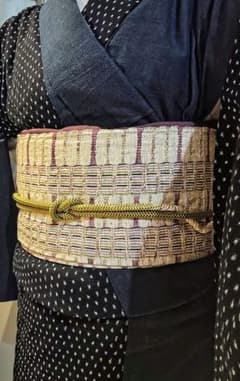 八寸名古屋帯　米沢織　 格子　チェック柄　ベージュ　ローズピンク 八寸名古屋帯 米沢織 格子 チェック柄 米沢織 ベージュ ローズ