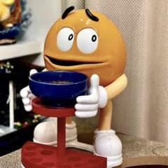 M&M's エムアンドエムズ　フィギュア　置物　ディスプレイ　新品　37センチ Amazon.co.jp: M&M's エムアンドエムズ フィギュア 置物