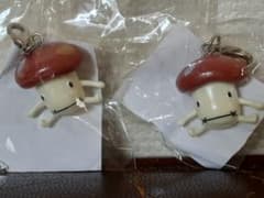 ドコモダケ未開封ストラップ2個セット・Dokomo景品ミニサイズ - メルカリ