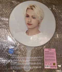 SEVENTEEN CARAT LAND 2023 うちわ ジュン - メルカリ