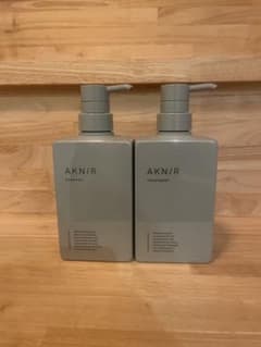 AKNIR アクニー　シャンプー　ヘアトリートメント　セットのサムネイル