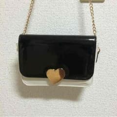 ショルダーバックのサムネイル