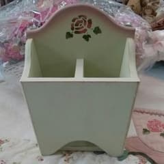 マニーローズの小物入れです。マーヤ様専用です。のサムネイル
