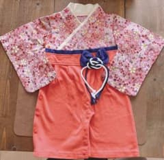 袴ロンパース　サイズ70のサムネイル