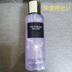 ヴィクトリアシークレット　ボディミストのサムネイル