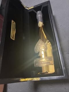 新品未開封】Armand de Brignac Brut ゴールド 木箱付 - メルカリ