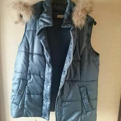 美品！！！ダウンベストのサムネイル