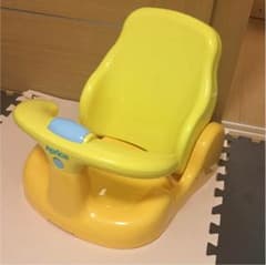 アップリカ バスチェア(美品)のサムネイル