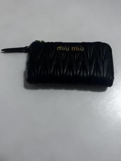 miu miu マテラッセ キーケース ブラックのサムネイル