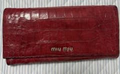 miu miu 長財布　赤　レッドのサムネイル