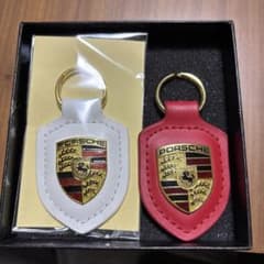 Porsche レザーキーホルダー 2個セットのサムネイル