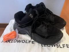 NAKED WOLFE /TITAN BLACKのサムネイル