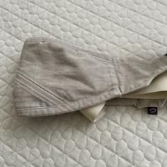 GOOSEKET ベージュ　抱っこ紐　正規品のサムネイル