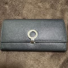 【早い者勝ち】BVLGARI 黒 長財布のサムネイル