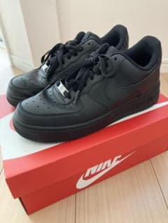 NIKE ナイキのサムネイル