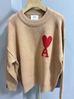 本日特別価格】AMI PARISニットセーター ハート刺繍 ユニセックス 秋冬