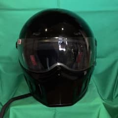 ヘルメットのサムネイル