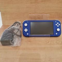 美品　Nintendo Switch Lite ブルーのサムネイル