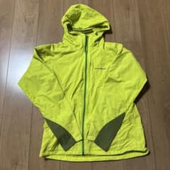 montbell ライムグリーン ジャケット Mのサムネイル