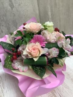 ピンク系 生花 アレンジメントのサムネイル