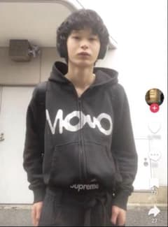 激レア】 movo ジップアップパーカー - メルカリ