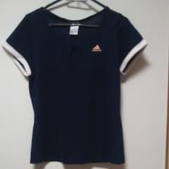 【まーちゃん様専用】adidas  Tシャツ4点セットのサムネイル