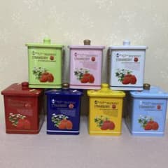 てらこ様専用❣️【美品】ケーニヒスクローネセレブ缶 ネイビー黄緑2缶