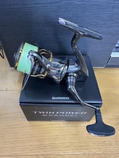 SHIMANO 20TWIN POWER 4000MHGのサムネイル