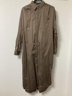 【訳あり品】BEAMS HEART サテンロングシャツワンピース　ブラウンのサムネイル
