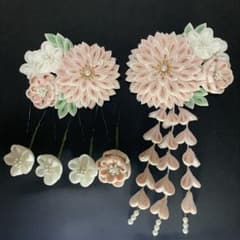 つまみ細工 髪飾りセット ピンク 白 成人式のサムネイル