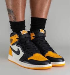 Nike Air Jordan 1 Retro High OG "Taxi"のサムネイル