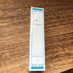 アルバニア ホワイトニングクリームのサムネイル