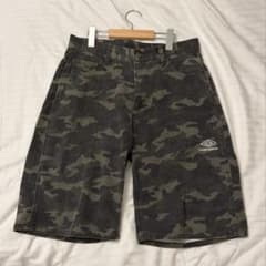 UMBRO × YOUNGERSONG カモフラ ショートパンツのサムネイル