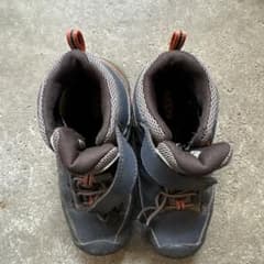 KEEN トレッキングシューズ ネイビー　キッズ18cmのサムネイル