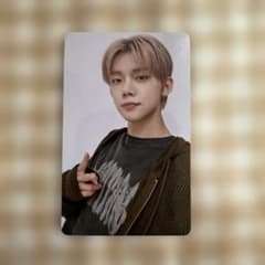 txt ヨンジュン freefall トレカ - メルカリ