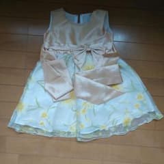 ドレスのサムネイル