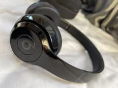 Beats ワイアレスヘッドホン　黒のサムネイル