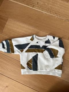remi様専用　ZARA トレーナーのサムネイル