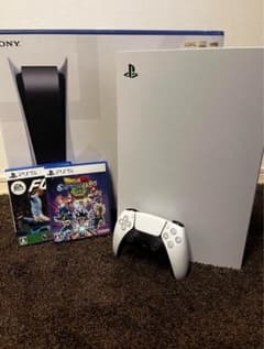 PlayStation5 本体 ＋ ゲームソフト3つ付きのサムネイル