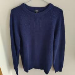 ユニクロ　UNIQLO　ニットのサムネイル