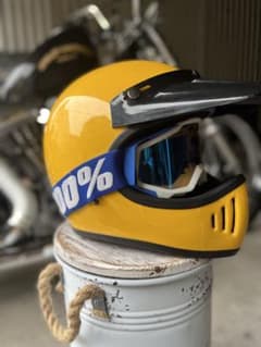 ダムトラックスヘルメットMサイズです。のサムネイル